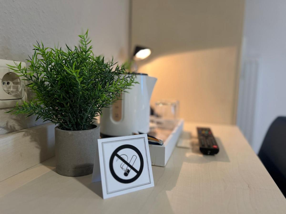 Hotel Pelikan Kitzingen Luaran gambar