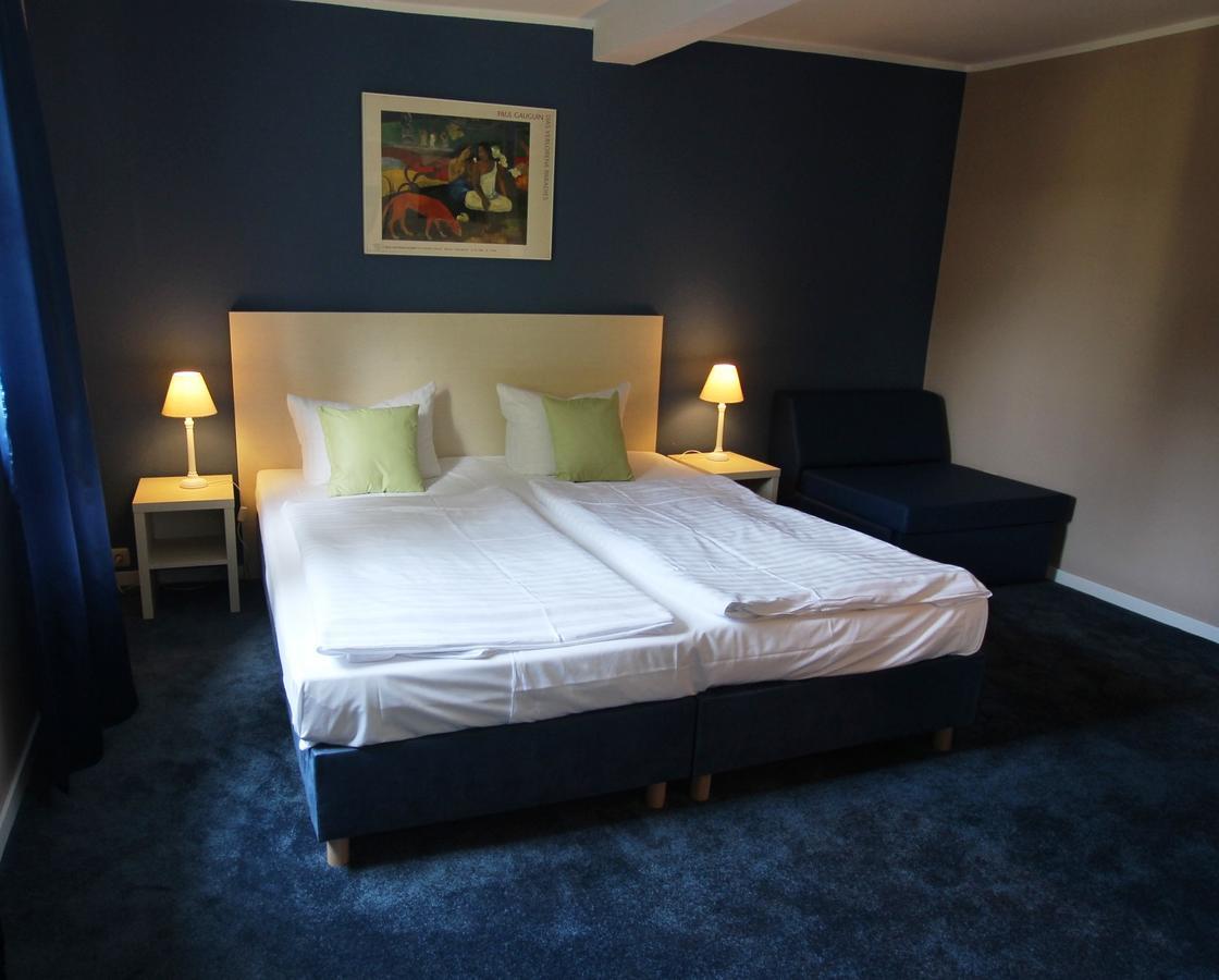 Hotel Pelikan Kitzingen Luaran gambar